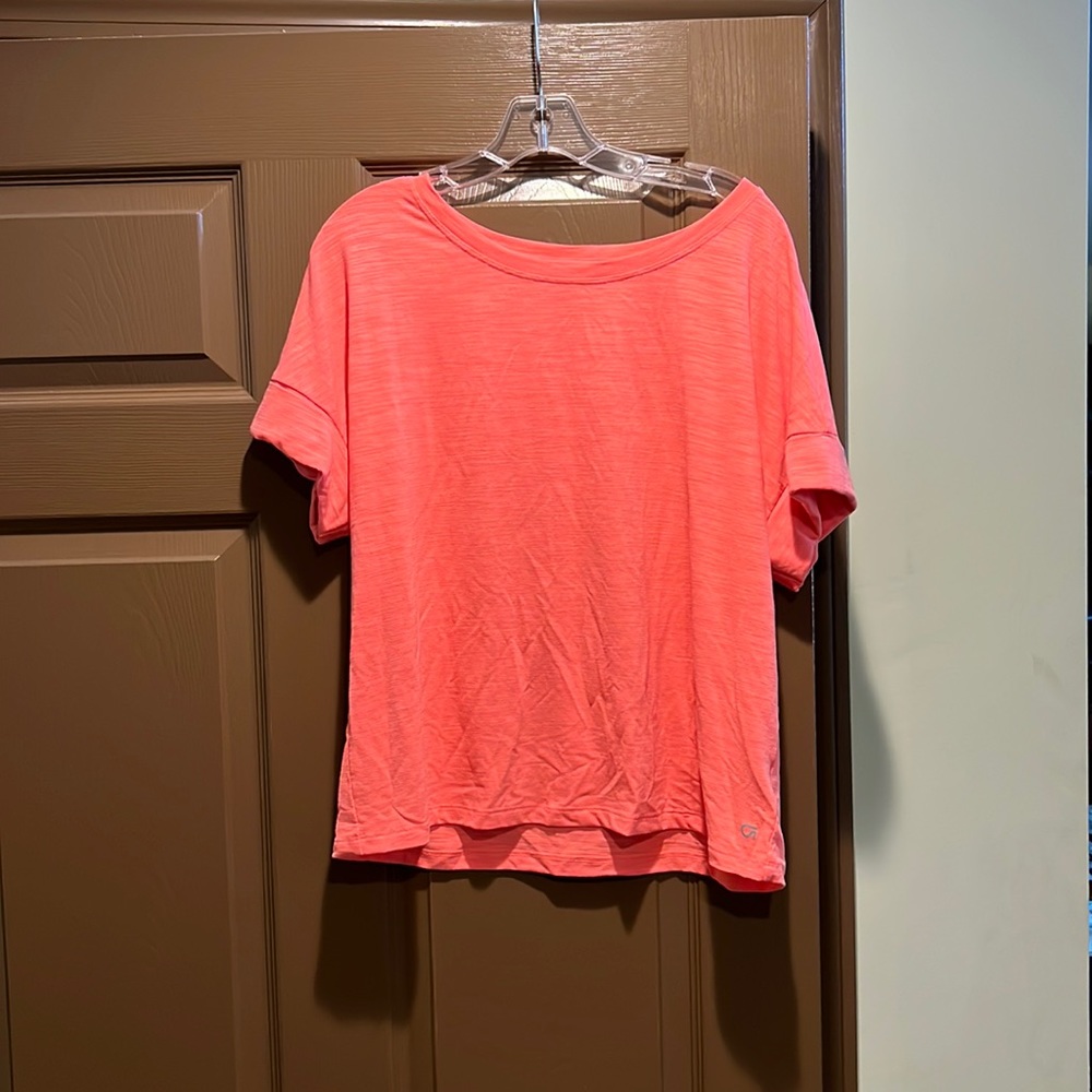 Like new!  Gap activewear top